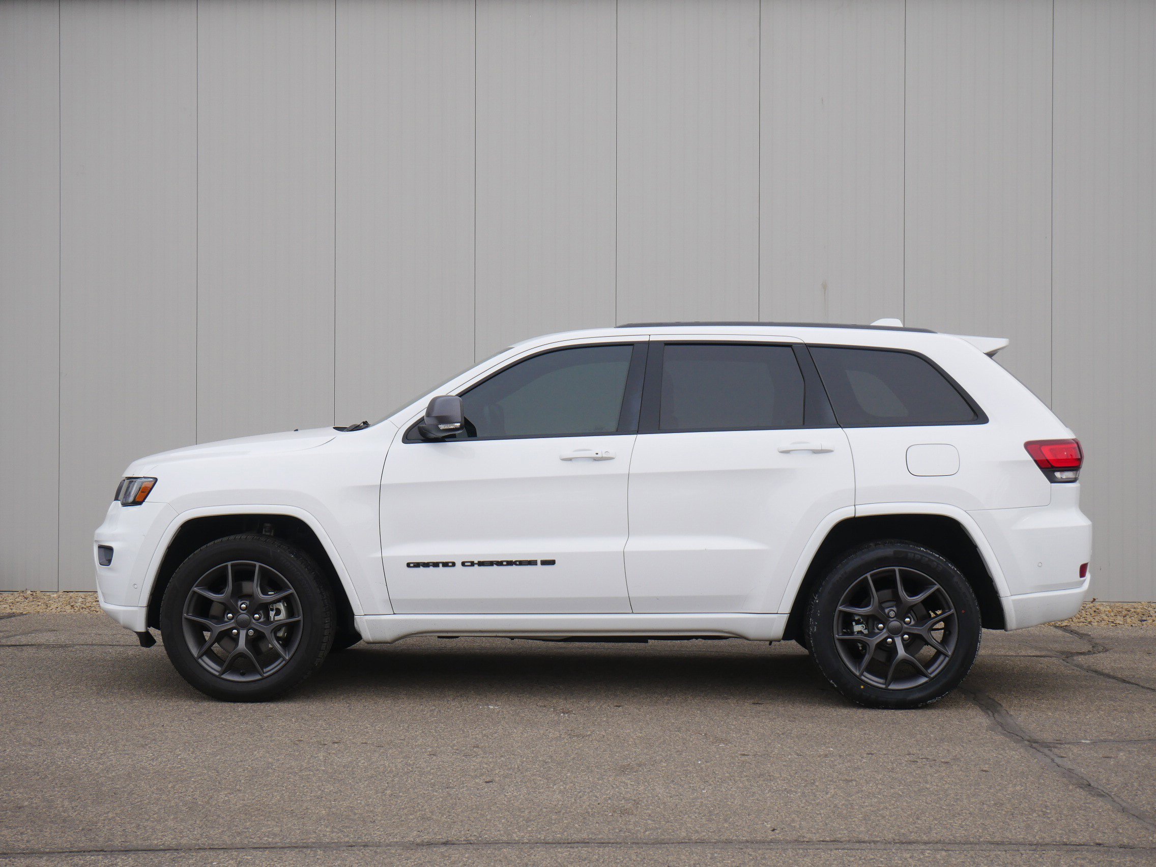 Used 2021 Jeep Grand Cherokee 80th Edition with VIN 1C4RJFBG4MC580357 for sale in Hastings, Minnesota