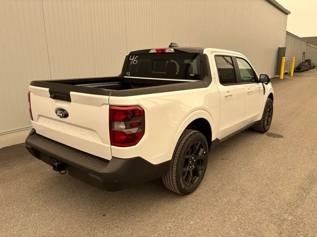 New 2026 Oxford White Ford Lariat® image 17