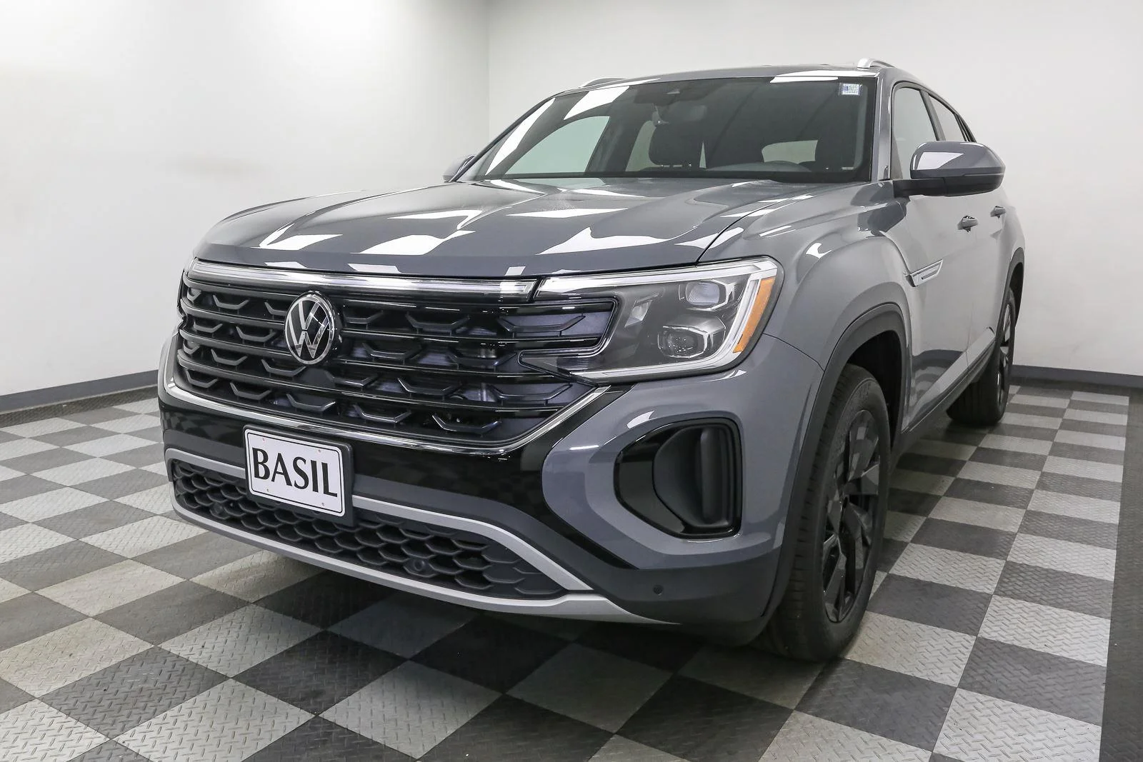 New 2026 Pure Gray Volkswagen 2.0T SE w/Technology image 4