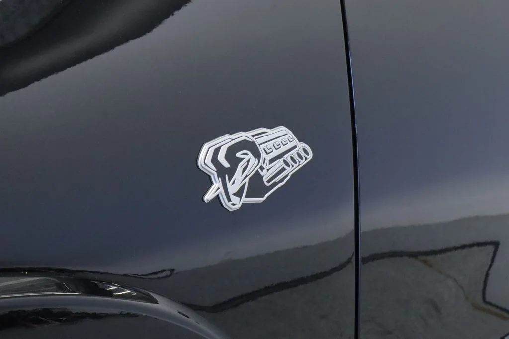 New 2026 Diamond Black Crystal Pearl-Coat Exterior Paint Ram Big Horn/Lone Star image 17