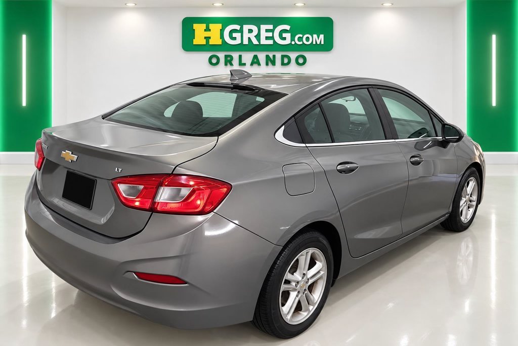 Used 2017 Pepperdust Metallic Chevrolet LT image 4