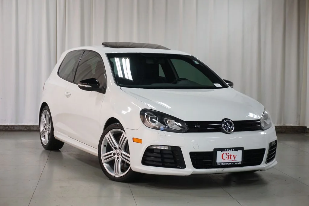 Used 2012 Candy White Volkswagen R image 3