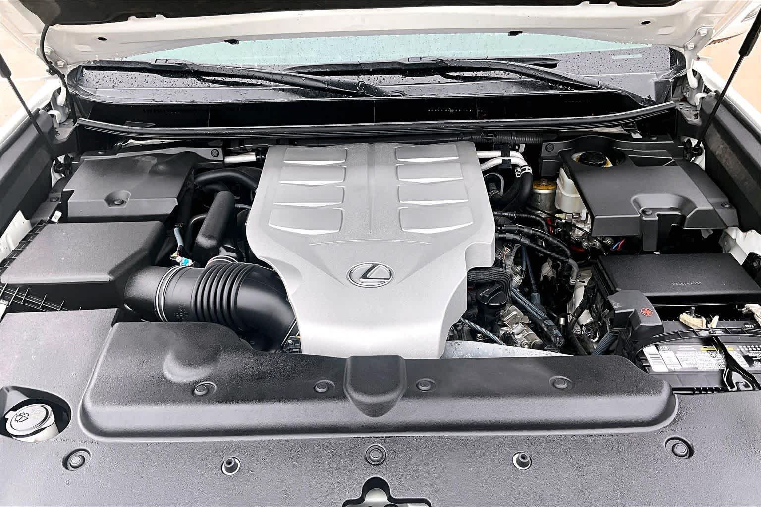 Used 2017 Starfire Pearl Lexus Premium image 27