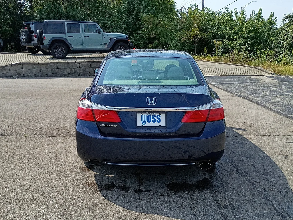 Used 2014 Obsidian Blue Pearl Honda EX image 4