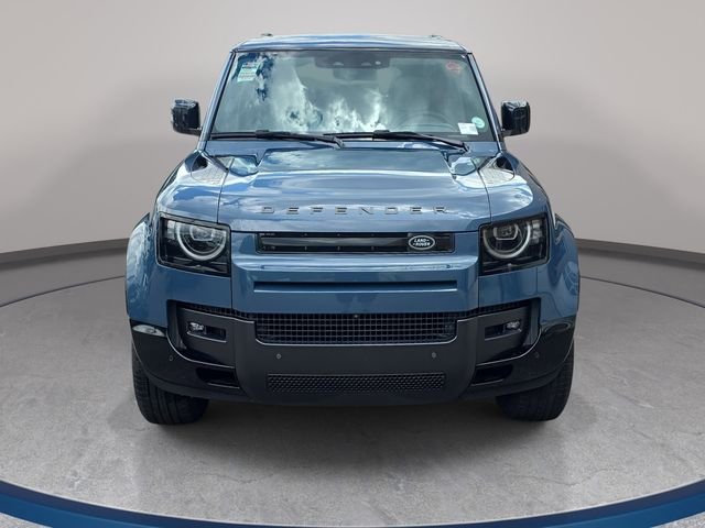 New 2026 Tasman Blue Land Rover X-Dynamic SE image 2