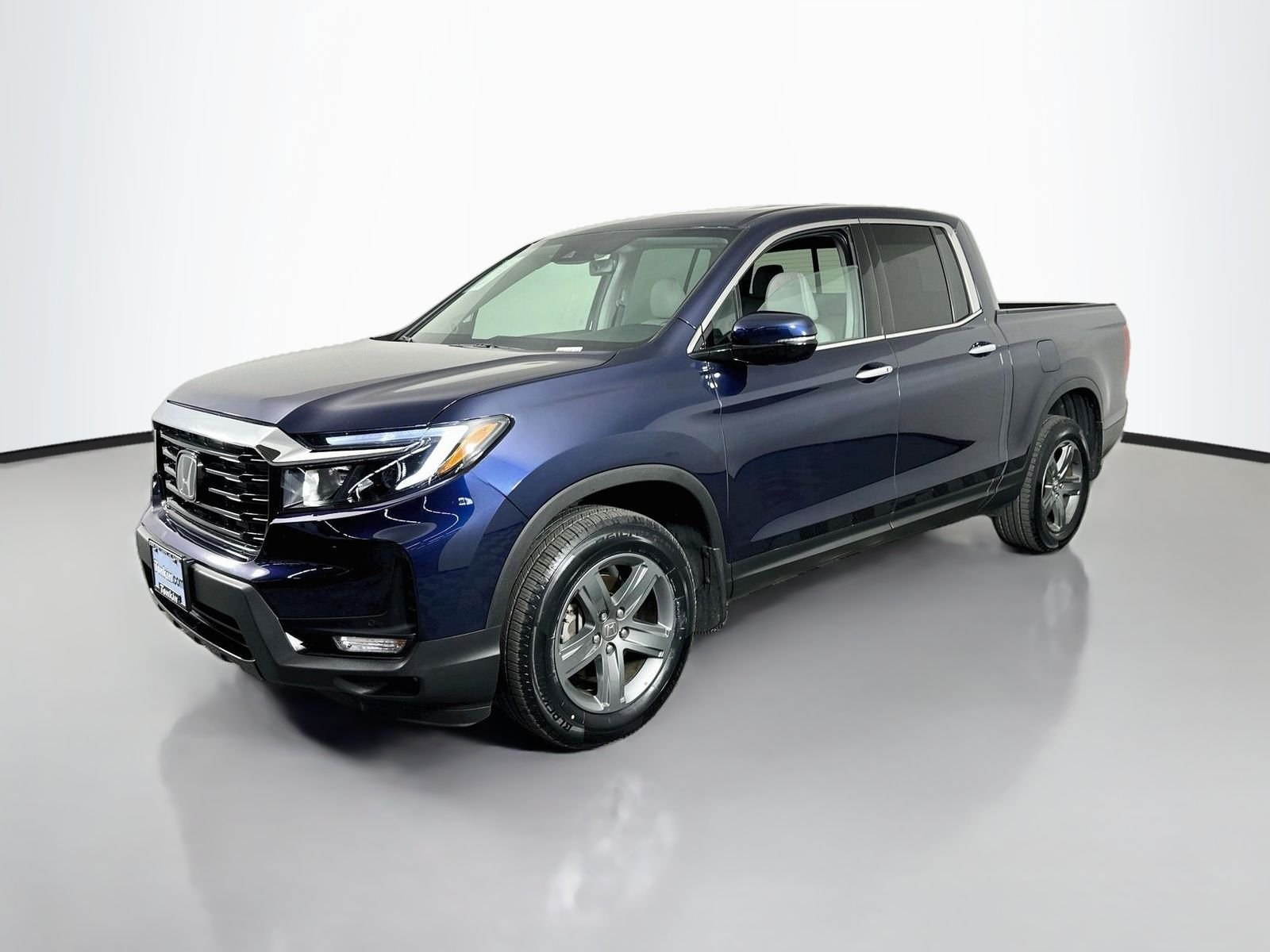 Used 2023 Obsidian Blue Pearl Honda RTL-E image 3