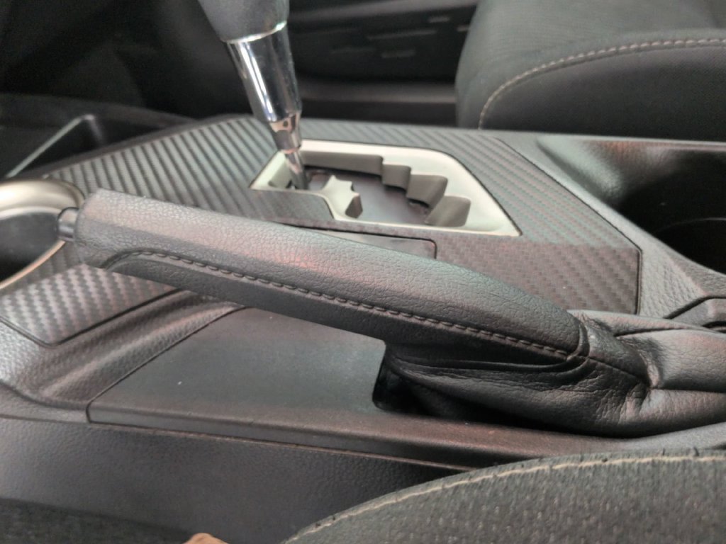 2015 Toyota RAV4 XLE - Photo 37