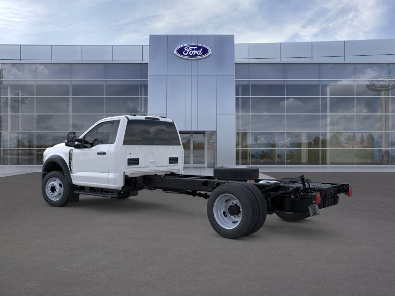 2025 Ford F-450 Super Duty Chassis Cab XL - Photo 29