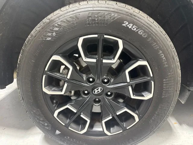Used 2024 Green Hyundai SEL image 6