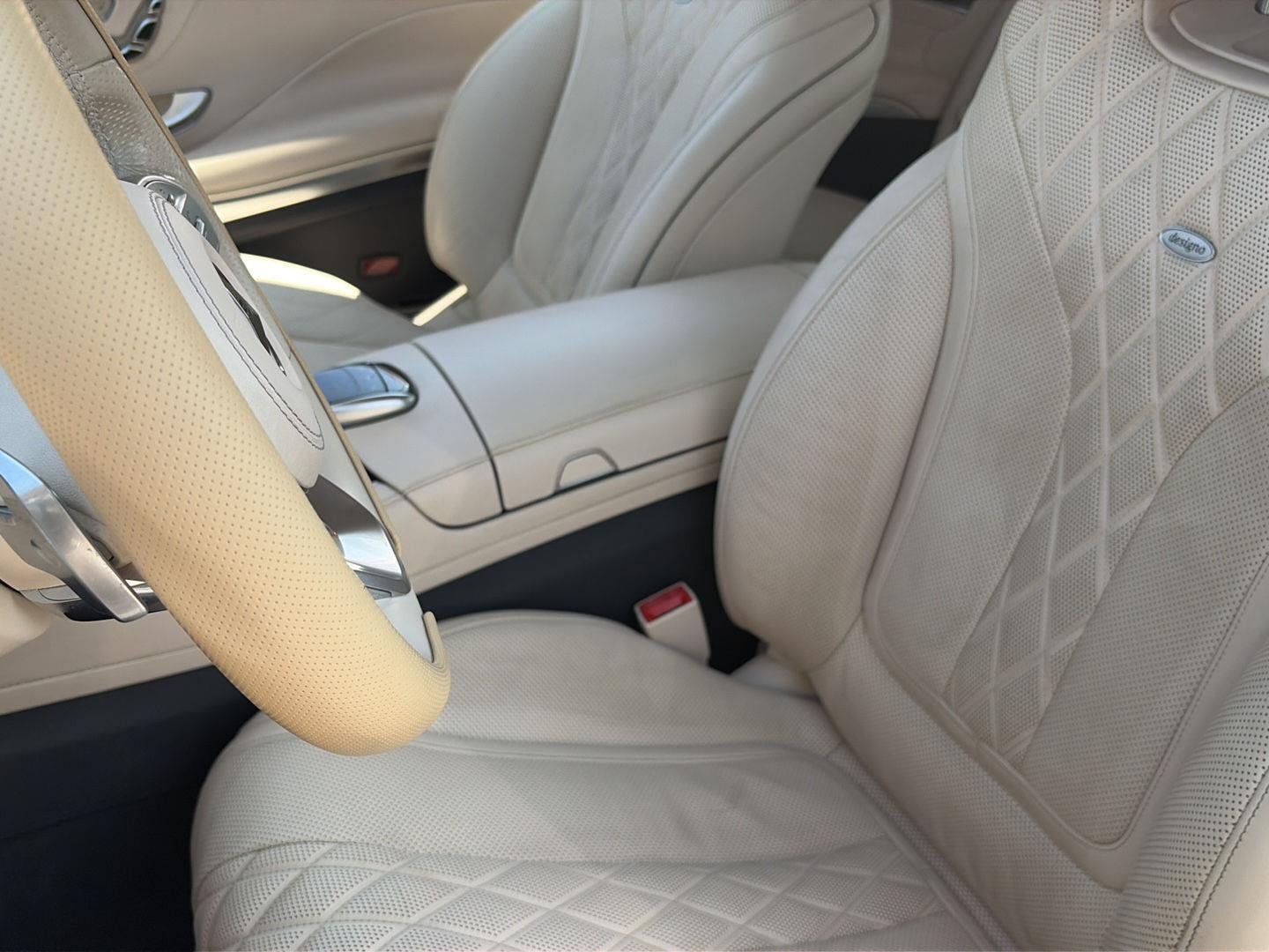 Used 2018 designo Diamond White Metallic Mercedes-Benz S 560 image 39