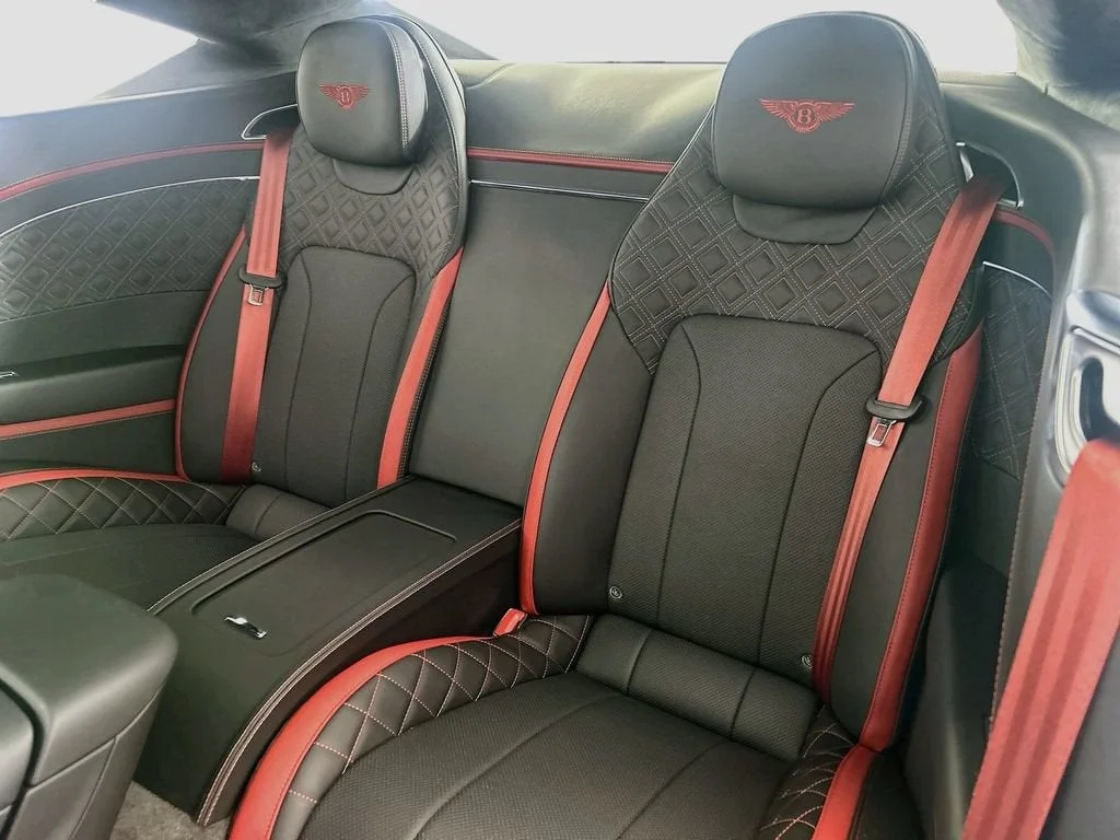 Used 2023 Spectre Metallic Bentley  image 20