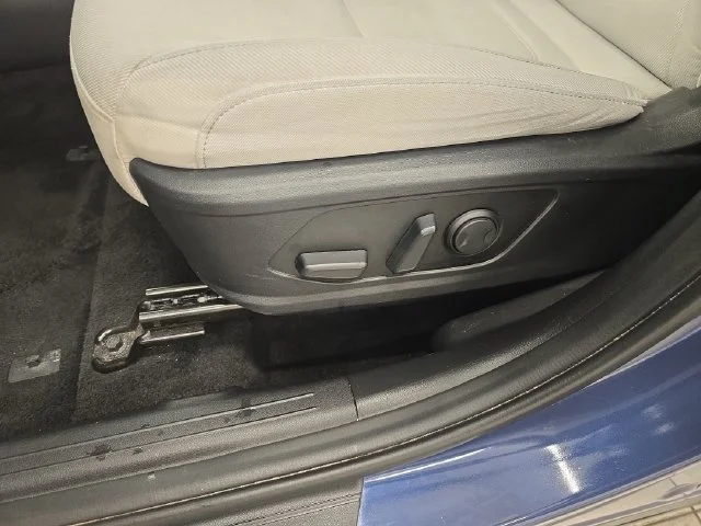 Used 2025 Atlantic Blue Hyundai SEL image 35