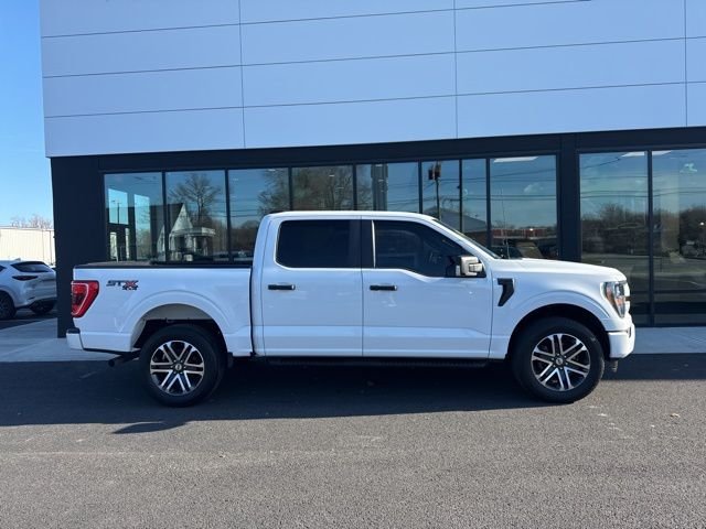 Used 2023 White Ford XL image 2