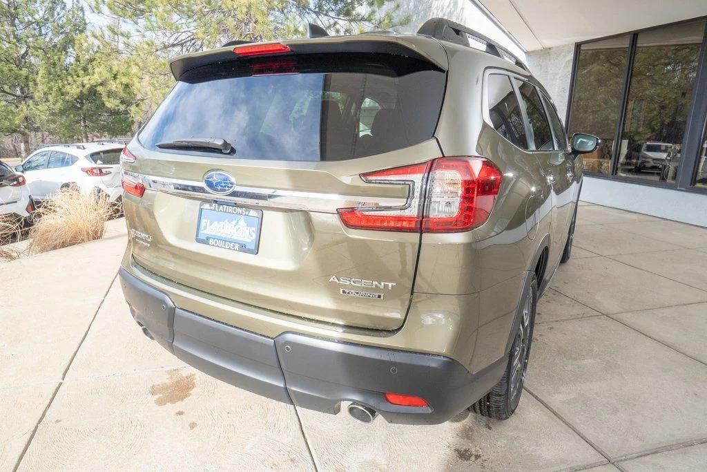 New 2026 AUTUMN GREEN METALLIC Subaru Touring 7-Passenger image 6