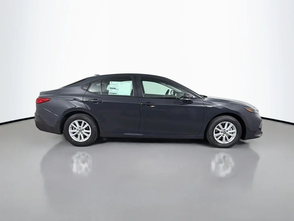 New 2026  Toyota LE image 4
