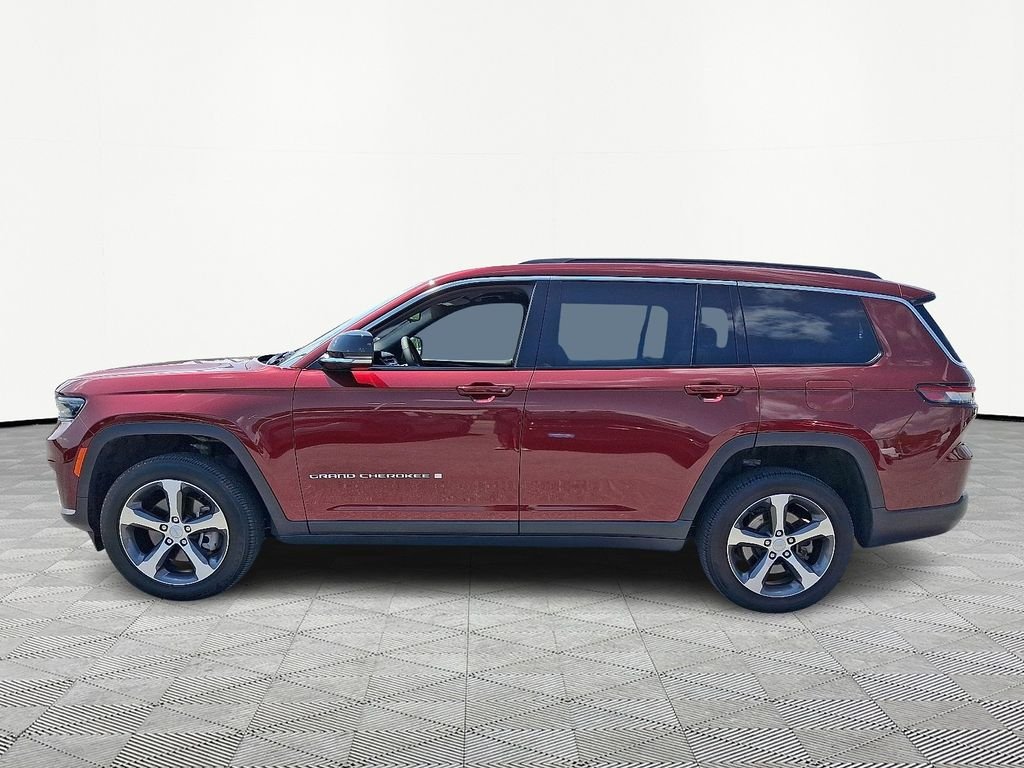Used 2024 Red Jeep Limited image 4