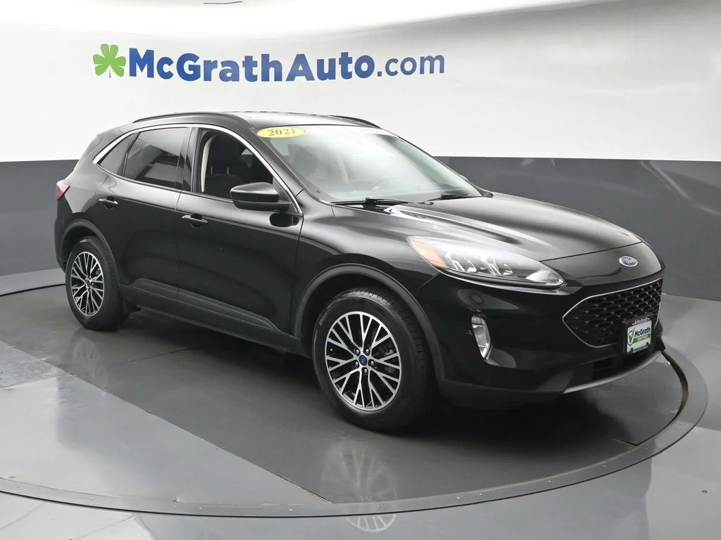 Used 2021 Black Ford SEL image 2