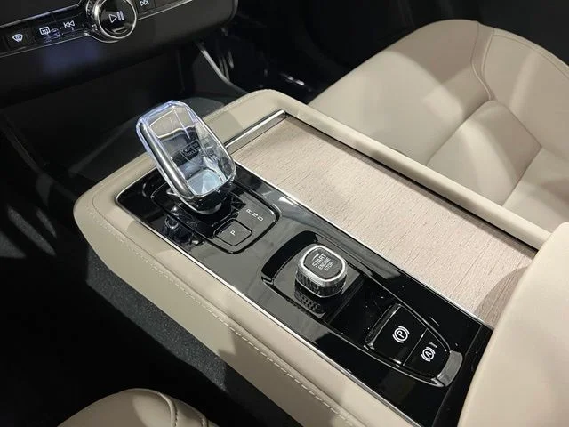 2026 Volvo XC90 Core - Photo 19