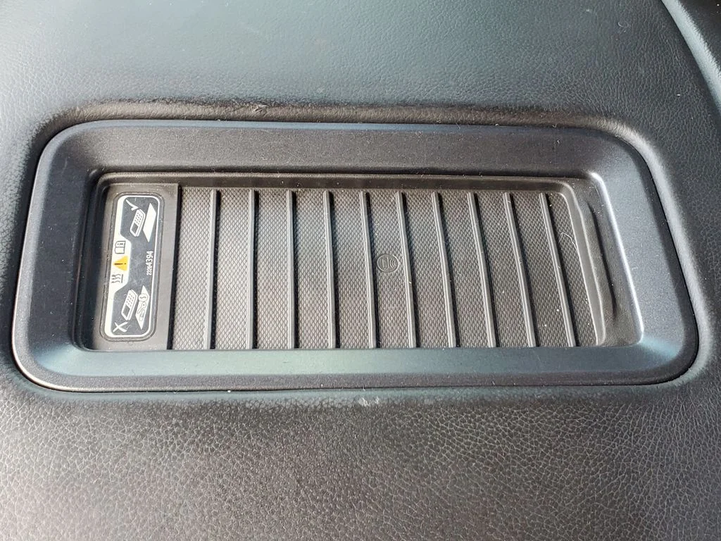Used 2018 Black GMC Denali image 30
