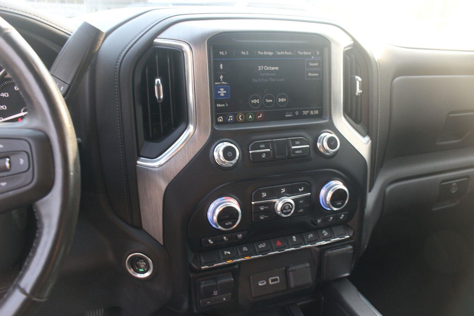 Used 2019 ONYX BLACK GMC Denali image 22