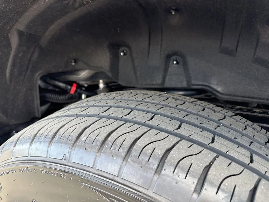 Used 2025 Silver Toyota SR5 image 34