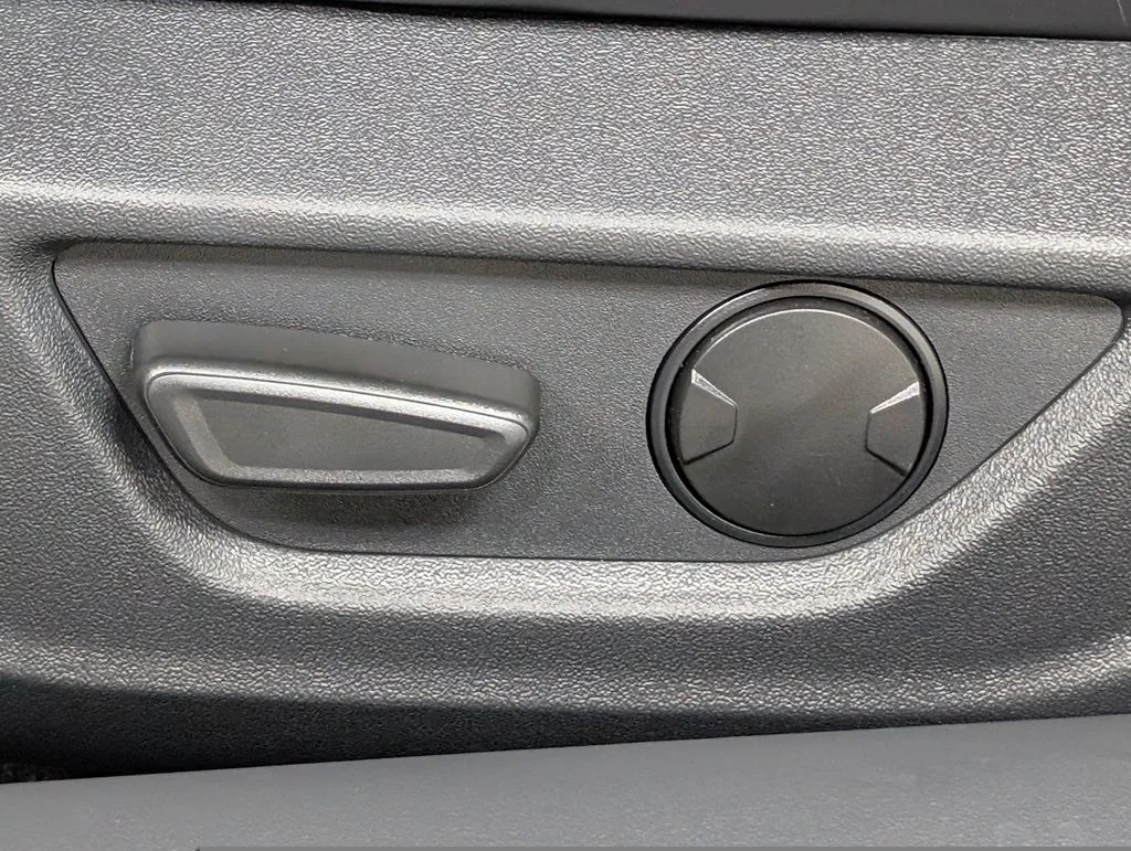 New 2026 Avalanche Gray Ford EcoBoost® Fastback image 12