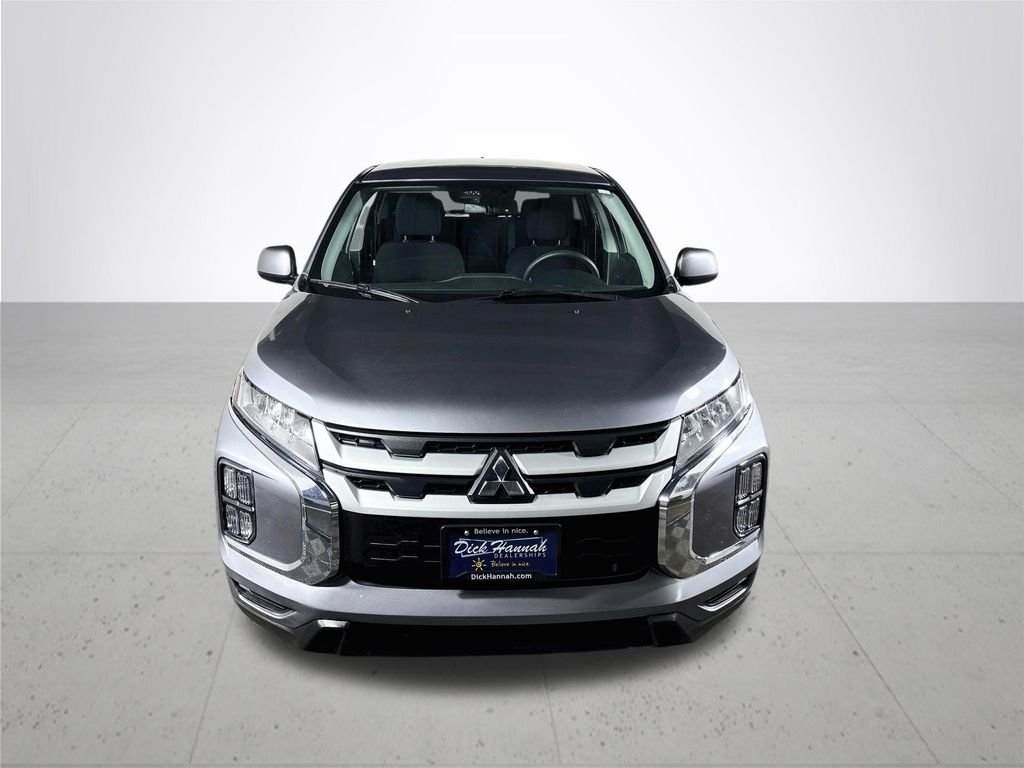 Used 2022  Mitsubishi 2.0 ES image 3