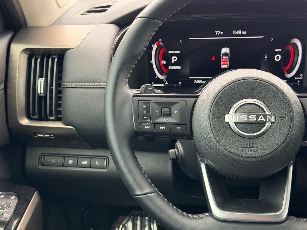 Certified Used 2025 White Nissan Platinum image 33