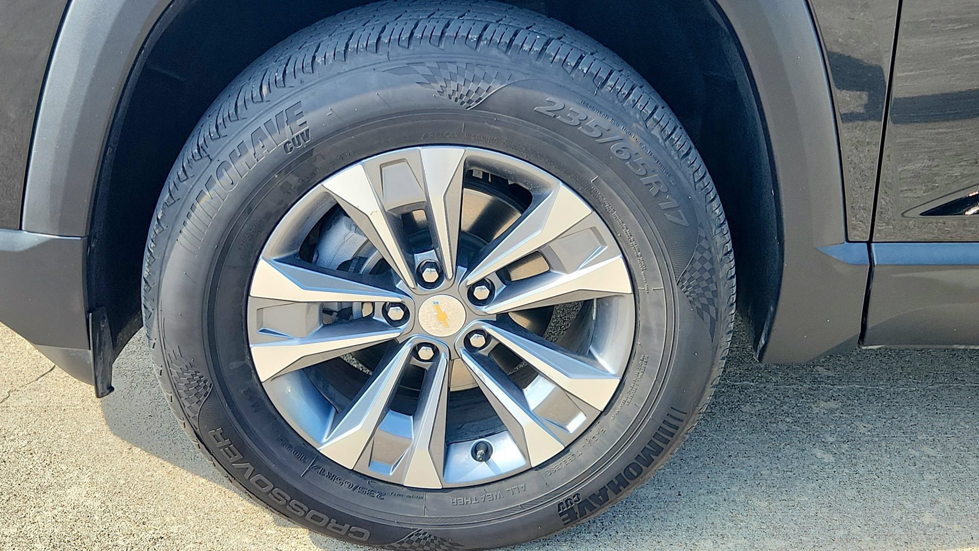 2025 Chevrolet Equinox LT - Photo 9