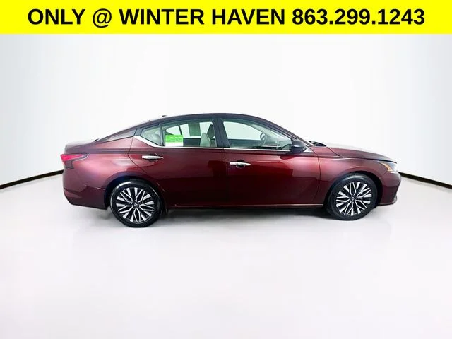 Used 2024  Nissan 2.5 SV image 8