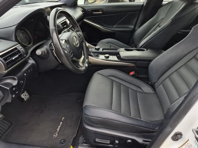 Used 2020 Ultra White Lexus 300 image 11