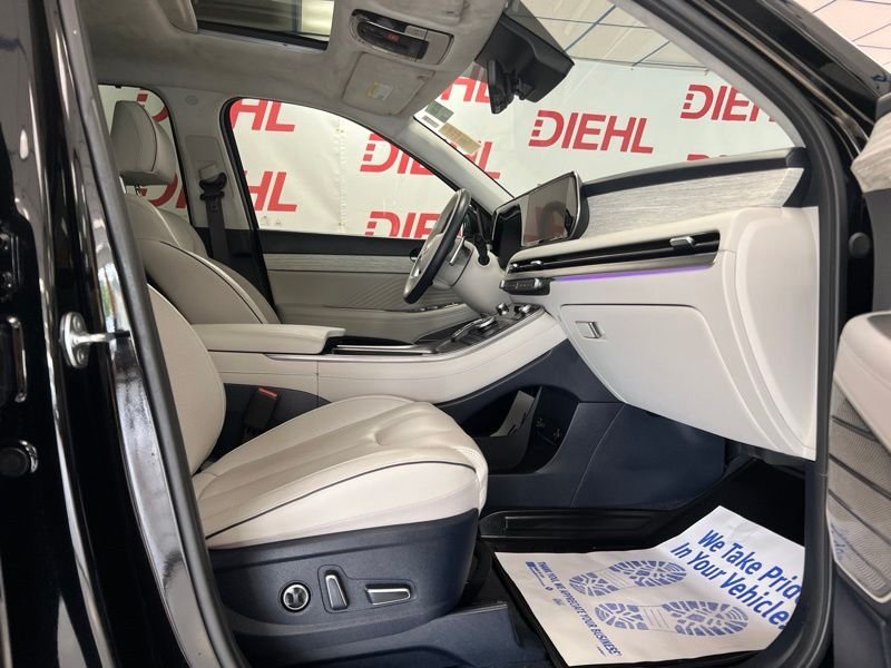 Used 2024 Black Hyundai Calligraphy image 14