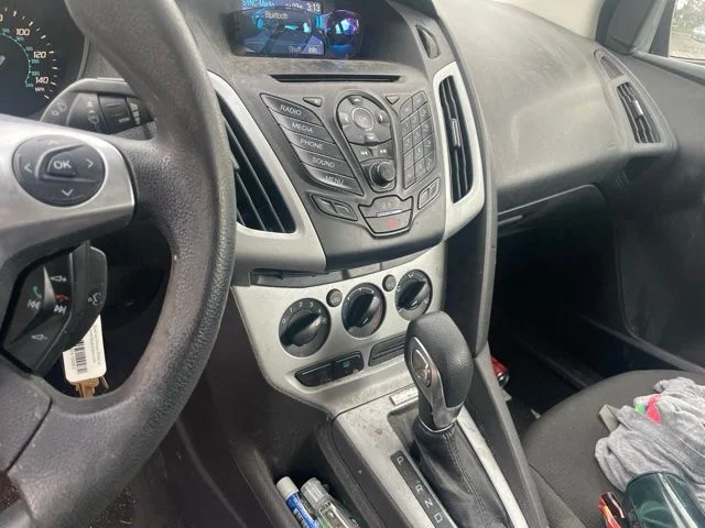 Used 2013 Silver Ford SE image 6
