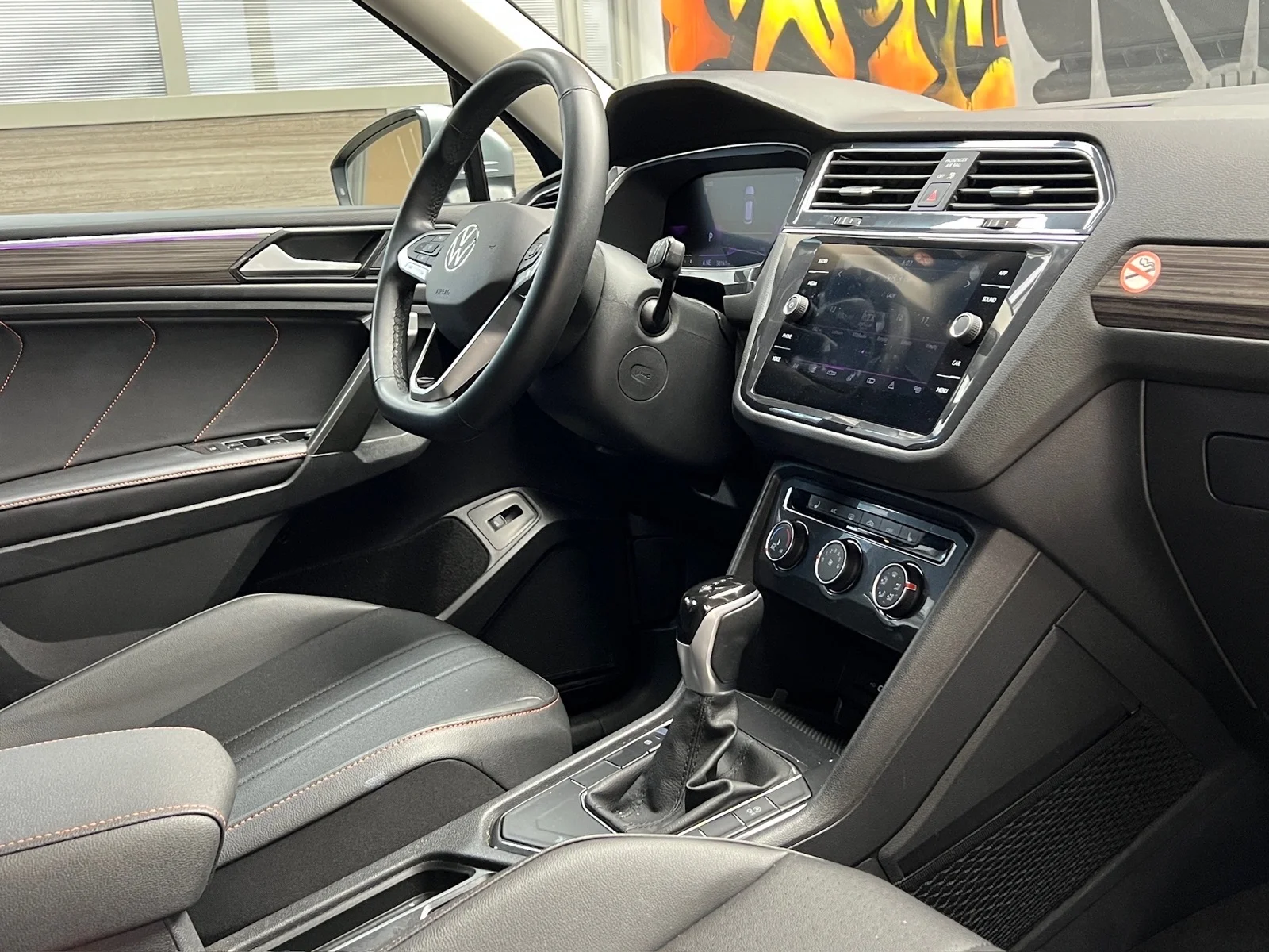 Used 2024 Deep Black Pearl (2t2t) Volkswagen Wolfsburg Edition image 21
