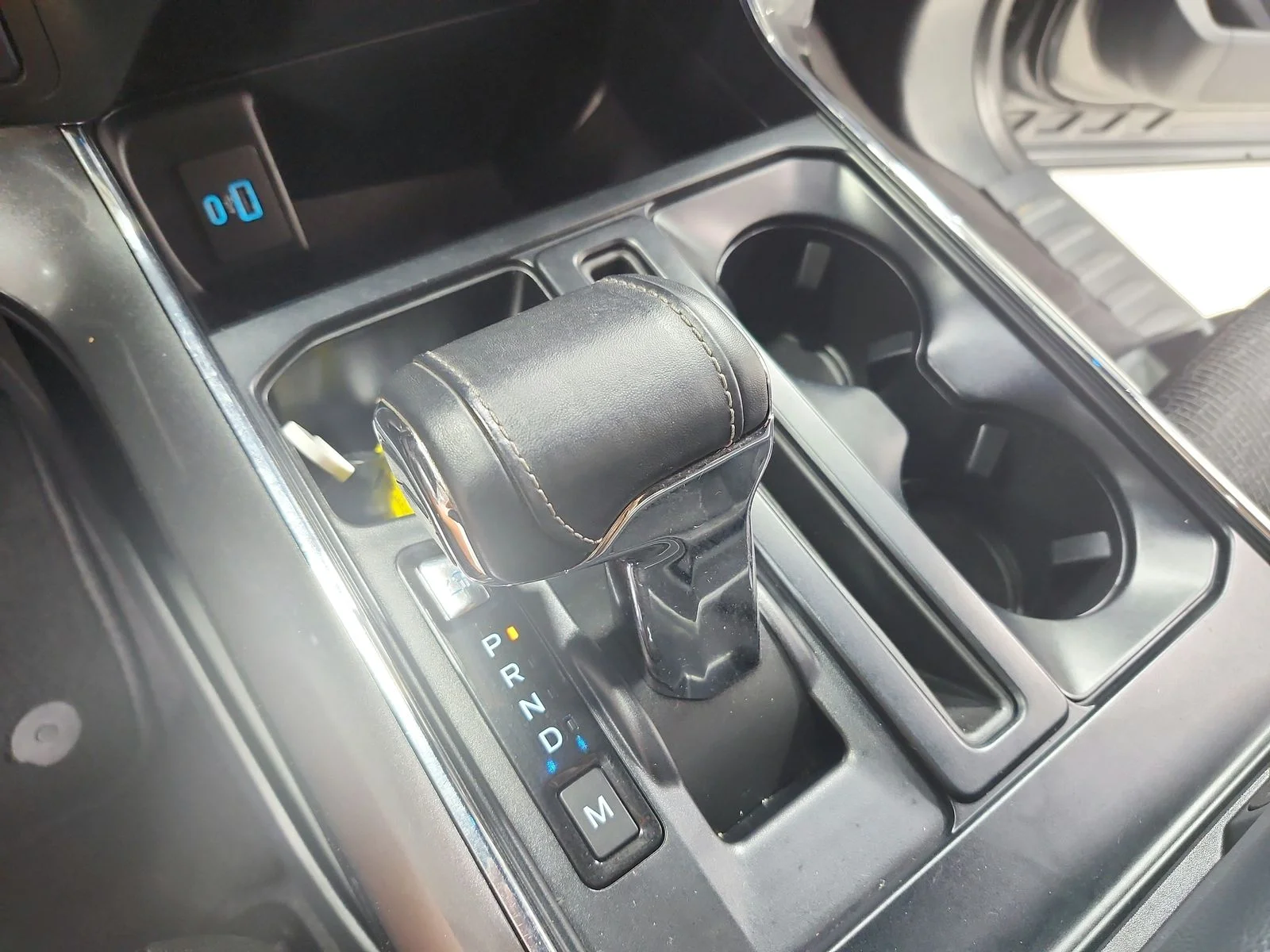 Used 2023 Gray Metallic Ford XLT image 25