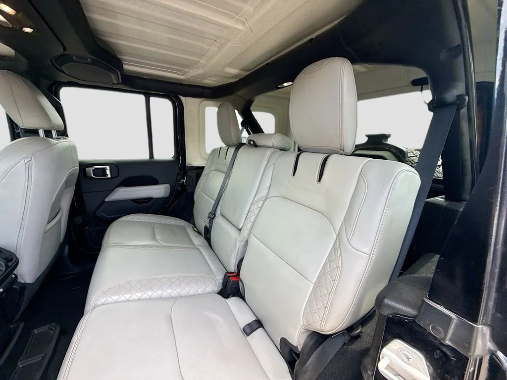 Used 2021 Black Jeep Unlimited Sahara 4xe image 27