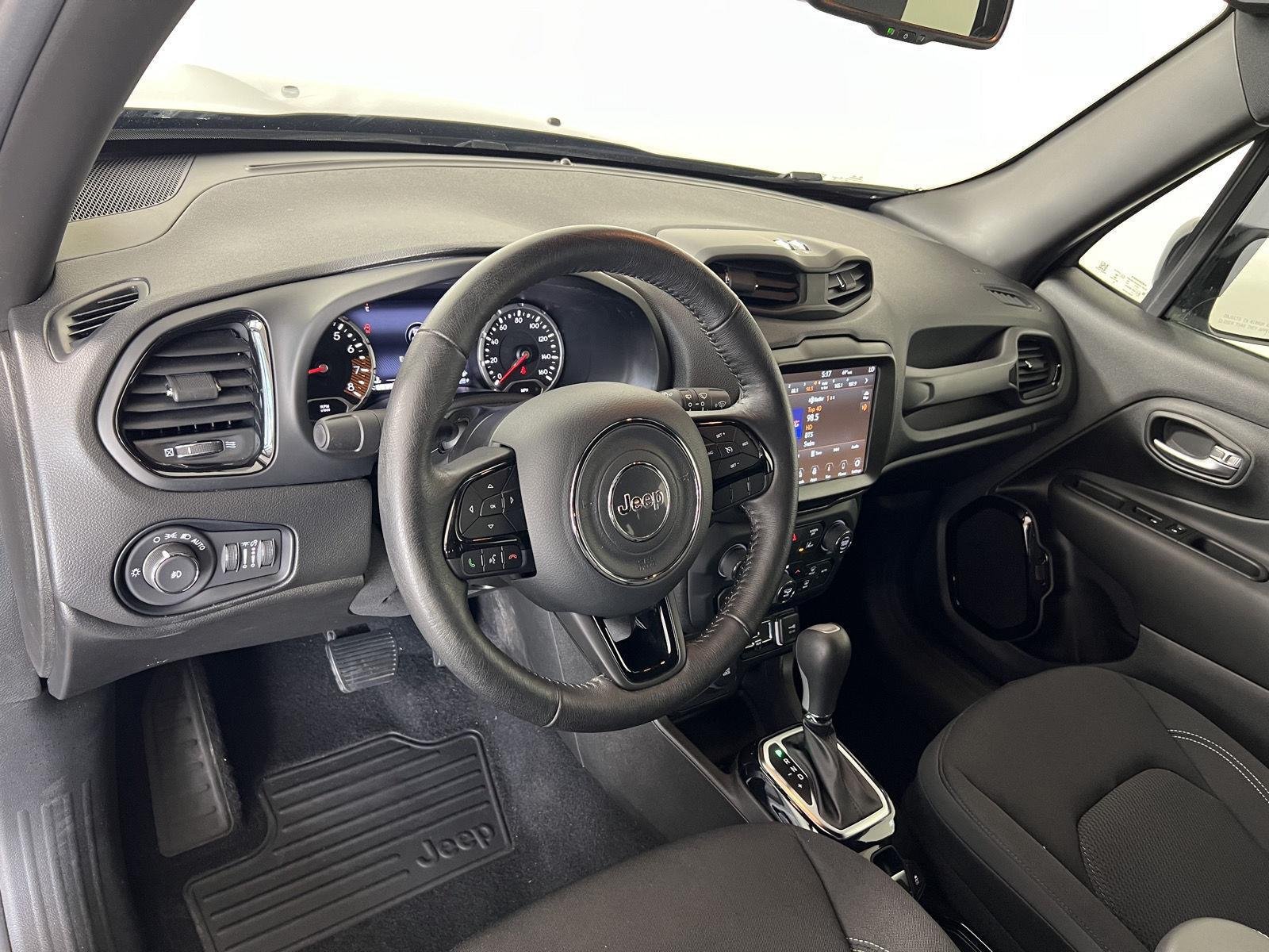 Used 2022 Black Clearcoat Jeep Altitude image 10