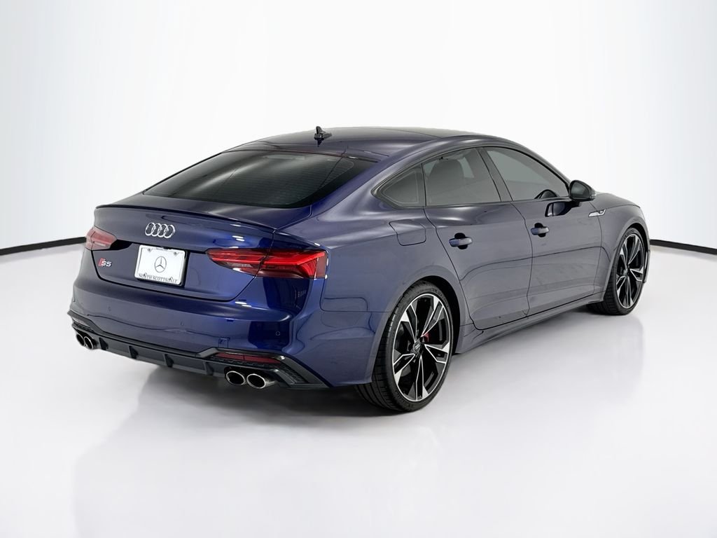 Used 2021 Blue Metallic Audi Premium Plus image 5