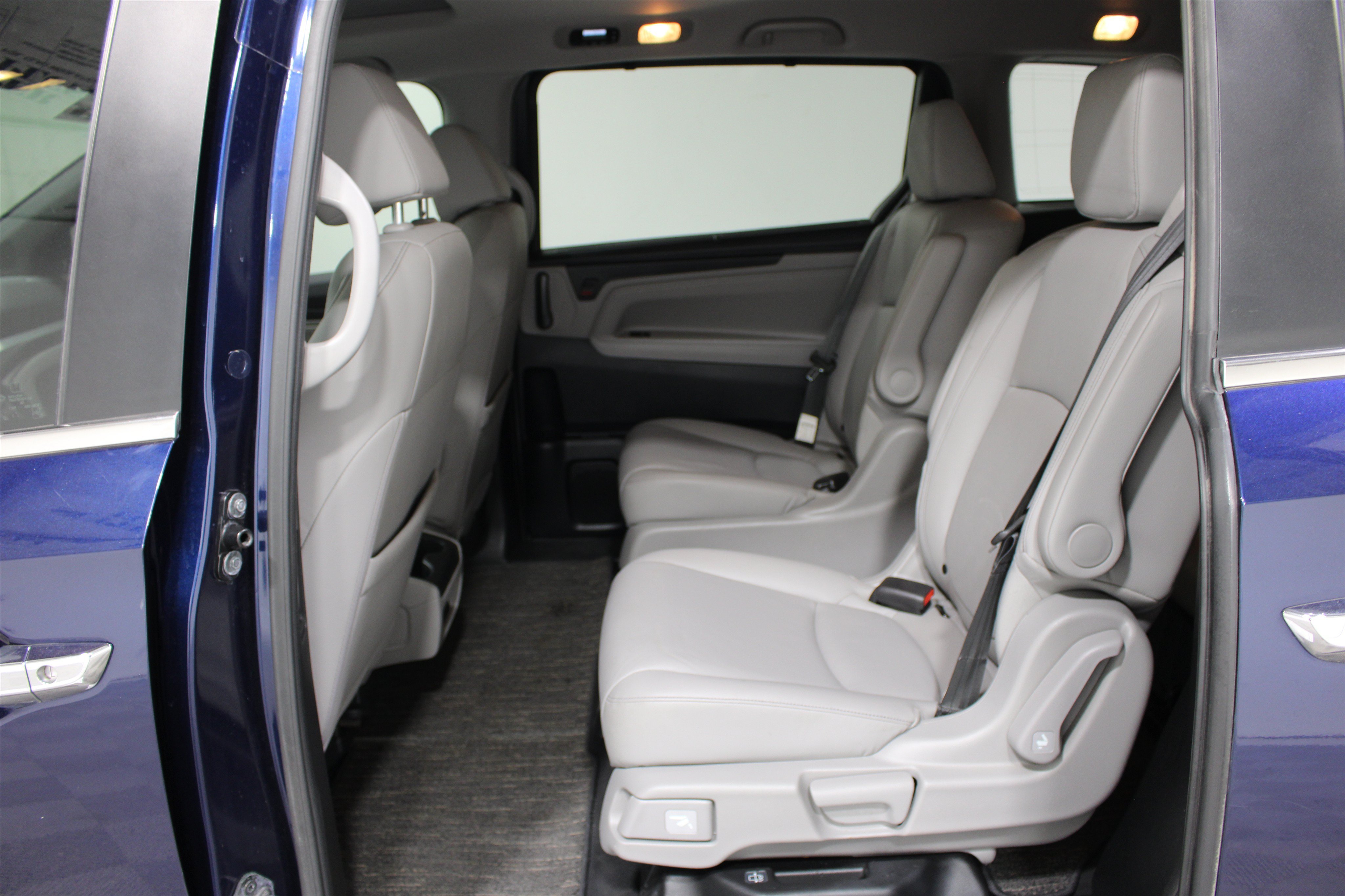 Used 2024 Blue Honda EX-L image 19