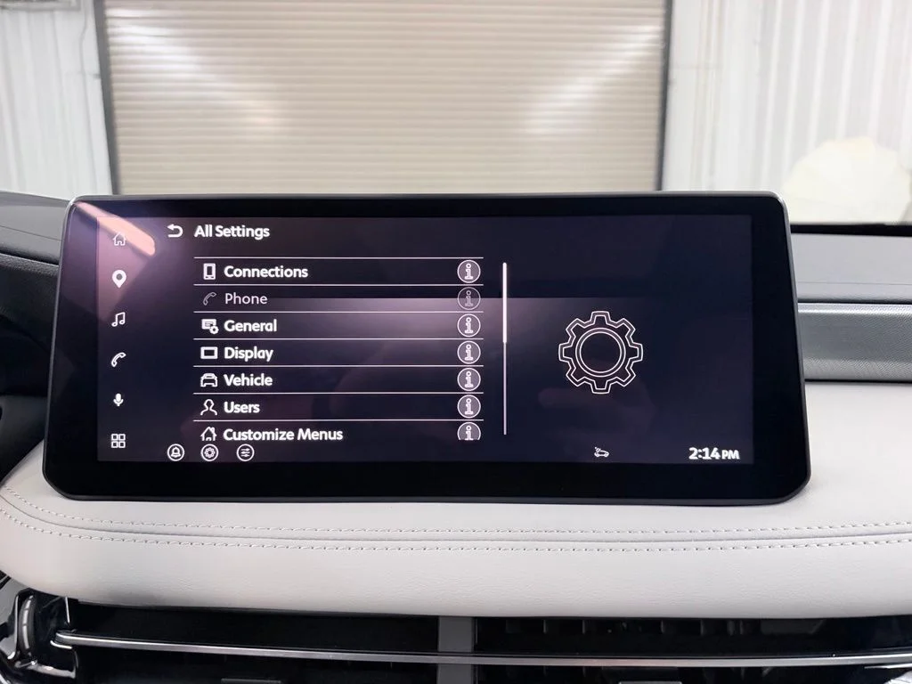 New 2027 BLACK OBSIDIAN INFINITI Luxe AWD image 23