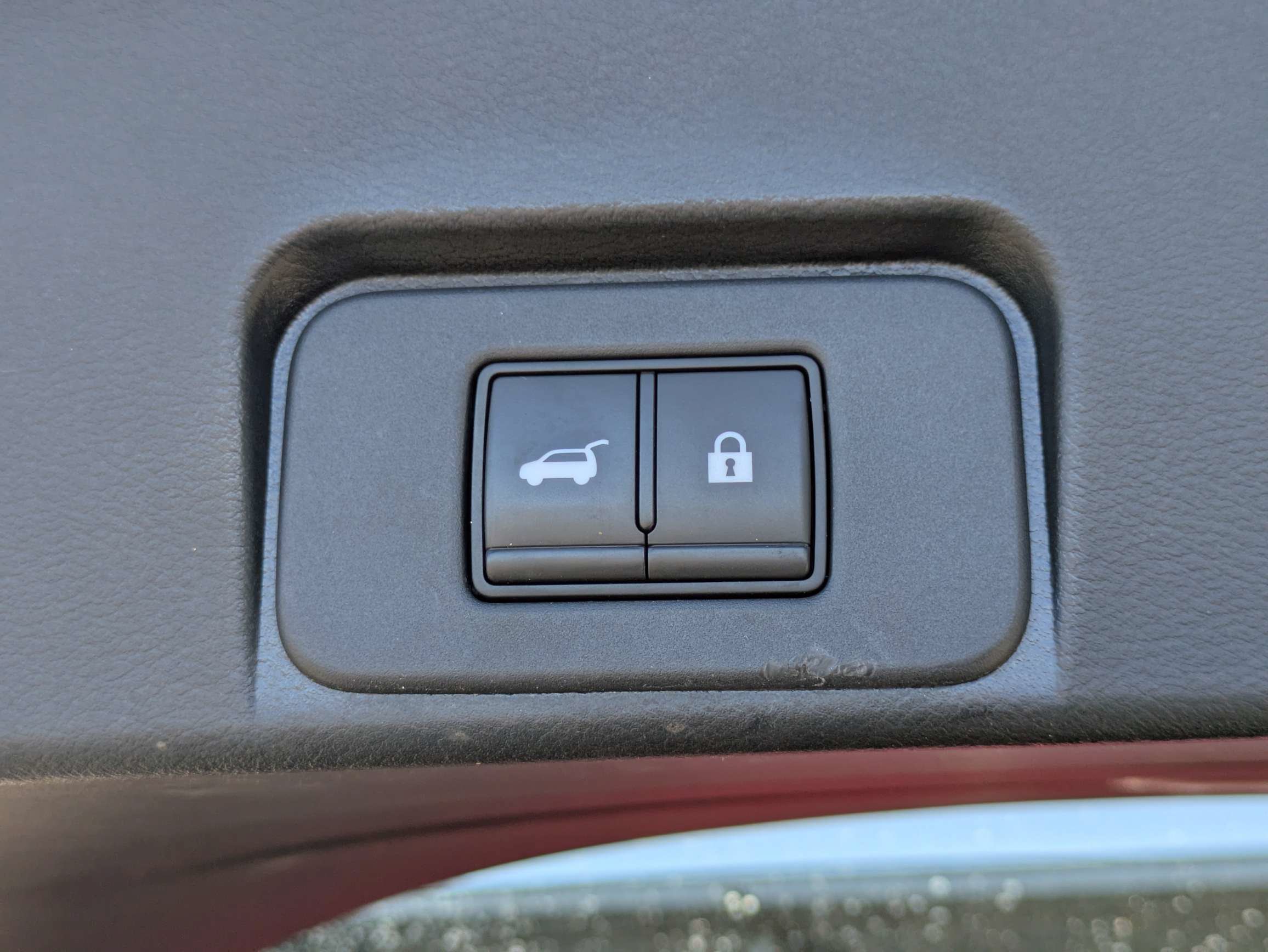Used 2021 Red Nissan SV image 10
