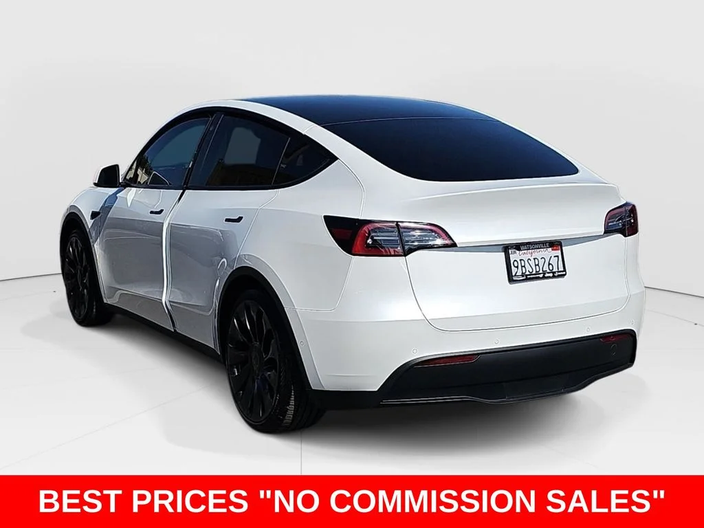 Used 2022 White Tesla Performance image 5