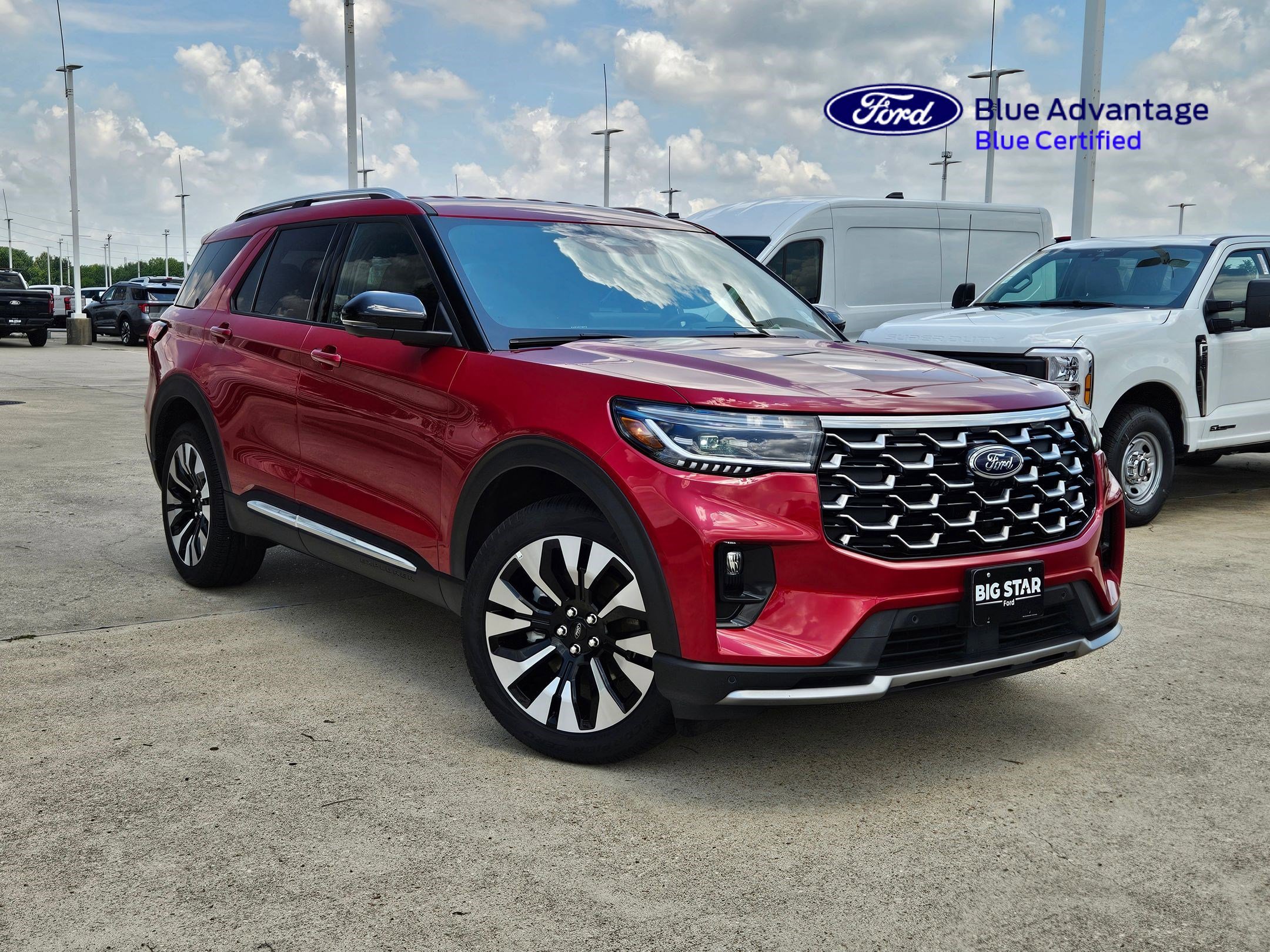 2026 Ford Explorer Platinum 4WD's photo