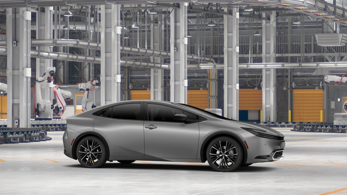 New 2027 Guardian Gray Toyota XLE image 13