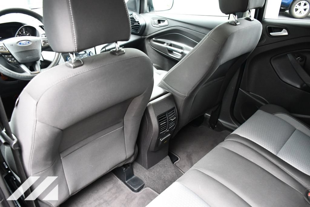 Used 2017 Gray Ford SE image 22