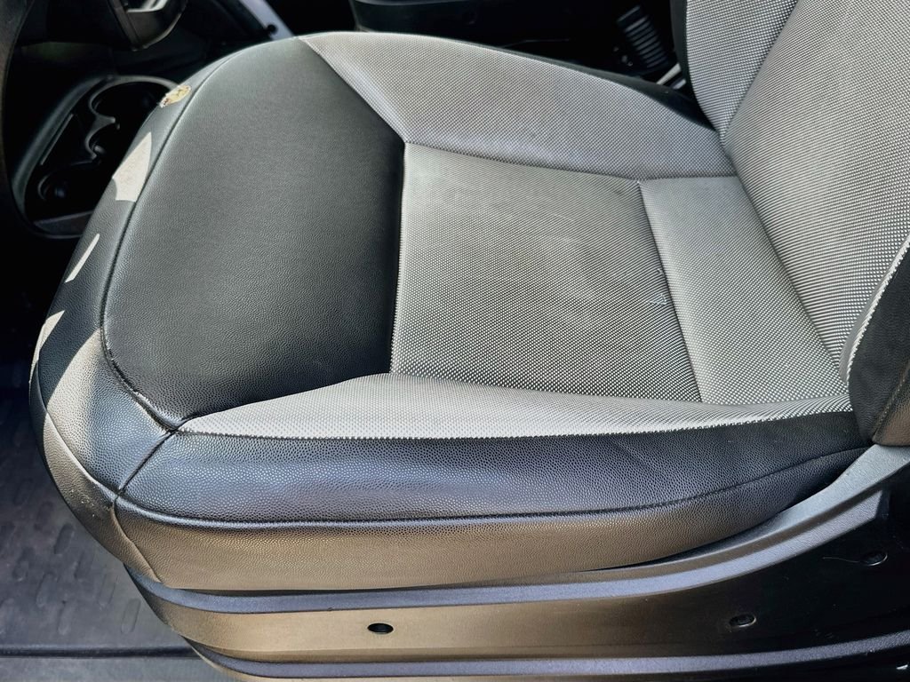 Used 2025 White Ram High Roof image 19