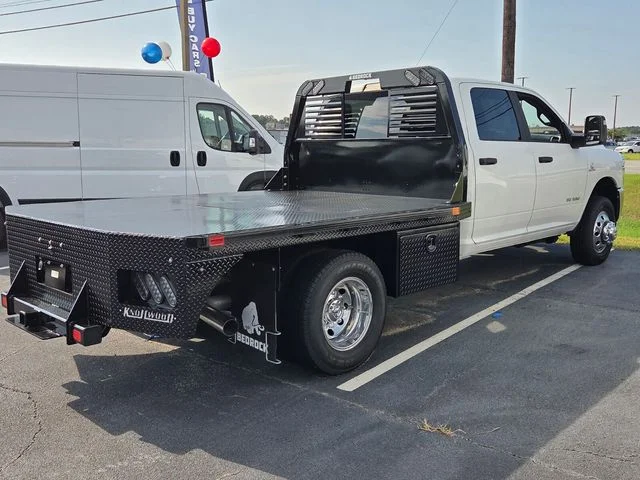 New 2026 Bright White Clearcoat RAM Tradesman image 14