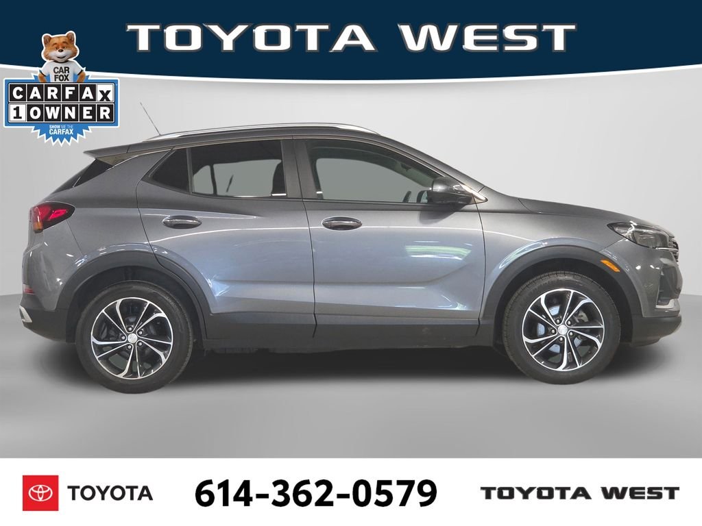 Used 2022 Gray Buick Select image 5