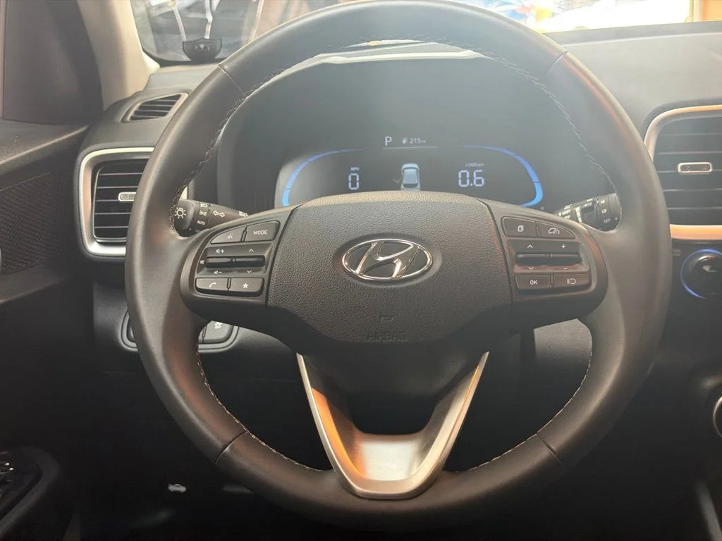 Used 2026 Onyx Black Hyundai SEL image 18