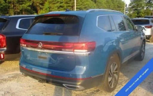 Used 2025 Mountain  Lake Blue Volkswagen 2.0T SEL image 10